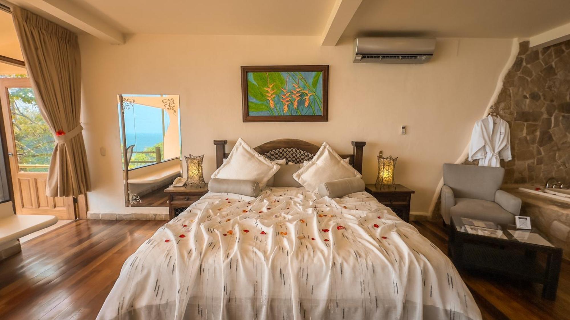 Issimo Suites (Adults Only) Мануэль-Антонио Экстерьер фото